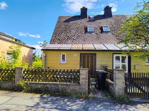 Foto - Haus zum Kaufen in Schwarzenbach a.Wald 46.900,00 € 65 m²