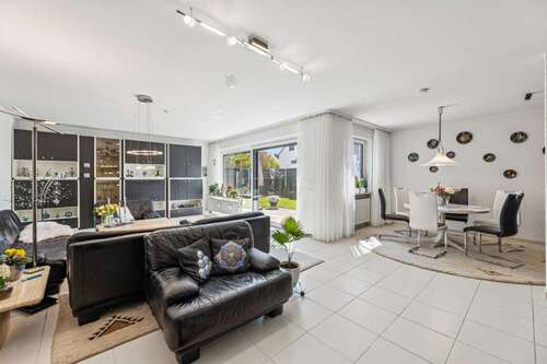 Foto - Haus zum Kaufen in Schwabach 260.000,00 € 110 m²