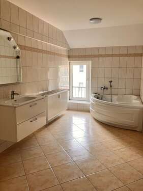 Foto - Wohnung zum Mieten in Jüterbog 946,00 € 118.35 m²