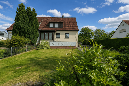 Foto - Haus zum Kaufen in Oberasbach 395.000,00 € 100.02 m²