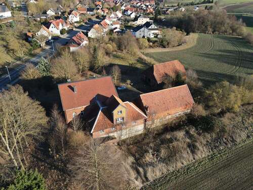 Foto - Haus zum Kaufen in Almstedt 350.000,00 € 320 m²