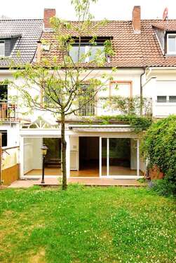 Foto - Haus zum Mieten in Frankfurt am Main 2.550,00 € 160 m²