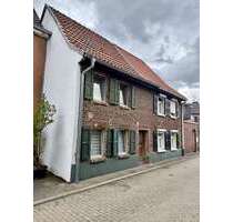 Haus zum Kaufen in Grevenbroich 136.000,00 € 83 m²