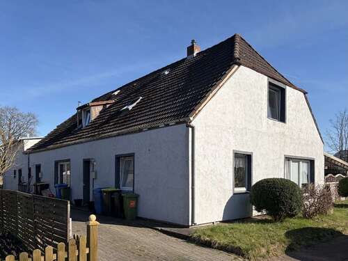 Foto - Haus zum Kaufen in Lunden 289.000,00 € 320 m²