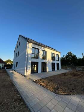 Foto - Haus zum Kaufen in Aystetten 899.000,00 € 145 m²