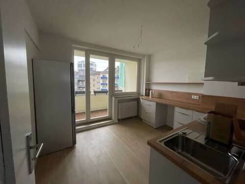 Foto - Wohnung zum Mieten in Düsseldorf 885,00 € 57 m²
