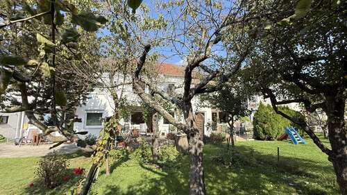 Foto - Haus zum Kaufen in Neuhausen 520.000,00 € 141.79 m²