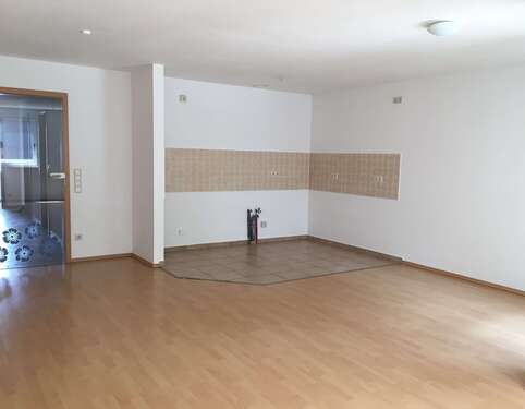 Foto - Wohnung zum Mieten in Chemnitz 252,00 € 66.34 m²