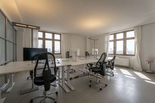 Foto - Büro in Köln 2.446,00 € 45 m² - 2.446,00&nbsp;EUR Kaltmiete, ca.&nbsp; 45,00&nbsp;m&sup2;