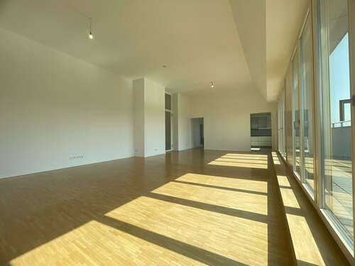 Foto - Wohnung zum Mieten in Berlin 2.979,64 € 194.24 m²