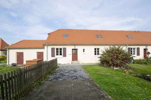 Foto - Wohnung zum Mieten in Lauta 790,00 € 131.44 m²