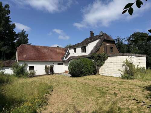 Foto - Haus zum Kaufen in Bad Driburg Neuenheerse 165.000,00 € 150 m²