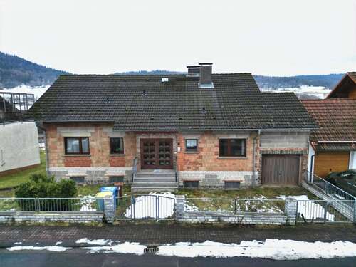 Foto - Haus zum Kaufen in Biebergemünd 290.000,00 € 190 m²