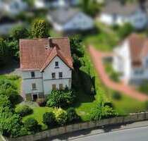 Haus zum Kaufen in Detmold 350.000,00 € 260 m²