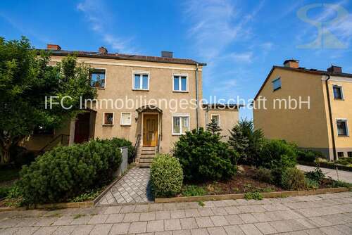 Foto - Haus zum Kaufen in Dessau-Roßlau 90.000,00 € 89 m²