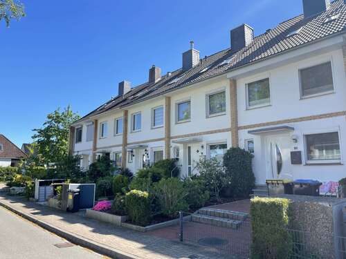 Foto - Haus zum Mieten in Halstenbek 1.755,00 € 121 m²