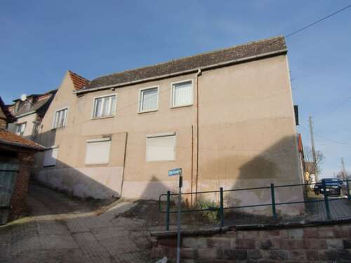 Foto - Haus zum Kaufen in Seega 20.000,00 € 140 m²