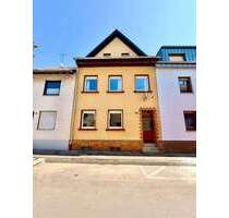 Haus zum Kaufen in Bad Hönningen 199.000,00 € 148.28 m²