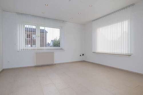 Foto - Wohnung zum Mieten in Kaarst 700,00 € 65 m²