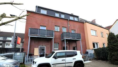 Foto - Haus zum Kaufen in Oberhausen 350.000,00 € 201 m²