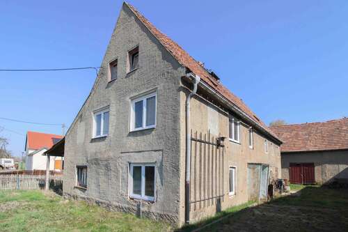 Foto - Haus zum Kaufen in Priestewitz 55.000,00 € 165.17 m²