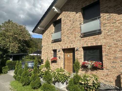 Foto - Haus zum Kaufen in Gummersbach 675.000,00 € 175 m²