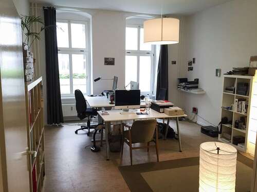 Foto - Büro in Berlin 250,00 € 4 m² - 250,00&nbsp;EUR Kaltmiete, ca.&nbsp; 4,00&nbsp;m&sup2;