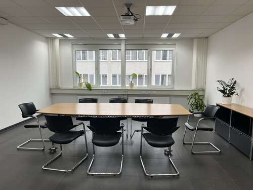 Foto - Büro in München 699,00 € 18 m² - 699,00 EUR Kaltmiete, ca.  18,00 m²