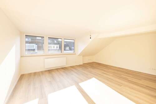 Foto - Wohnung zum Mieten in Düsseldorf 1.360,00 € 82.41 m²