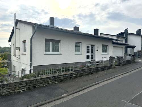 Foto - Haus zum Kaufen in Bad Nauheim 550.000,00 € 190 m²