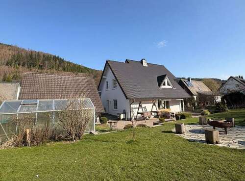 Foto - Haus zum Kaufen in Olsberg 419.000,00 € 169 m²