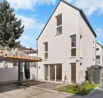 Haus zum Kaufen in Hattersheim Okriftel 550.000,00 € 134.63 m² - Hattersheim / Okriftel