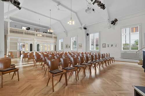 Foto - Haus zum Kaufen in Neuhausen 695.000,00 € 183.28 m²