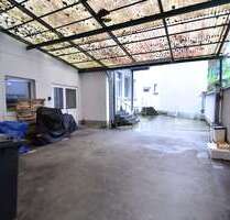 Halle in Düsseldorf 1.190,00 € 213 m²