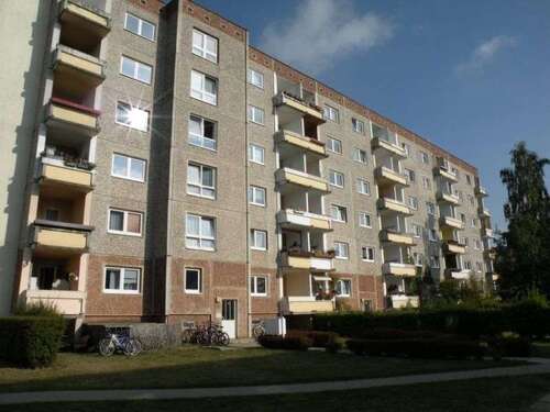 Foto - Wohnung zum Mieten in Stralsund 361,08 € 65.65 m²