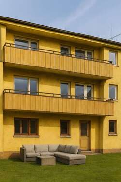 Foto - Haus zum Kaufen in Weinstadt 597.000,00 € 199 m²