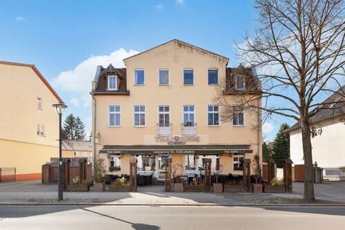 Foto - Haus zum Kaufen in Hohen Neuendorf 1.250.000,00 € 554 m²