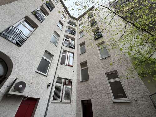 Foto - Wohnung zum Kaufen in Berlin-Kreuzberg 249.000,00 € 66 m²