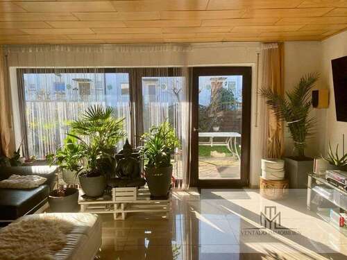 Foto - Haus zum Mieten in Rosbach vor der Höhe Rodheim vor der Höhe 2.000,00 € 170 m²