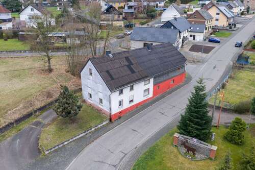 Foto - Haus zum Kaufen in Deesen 119.000,00 € 150 m²