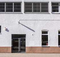Halle in Baden-Württemberg - Schramberg 1.518,00 € 276 m²
