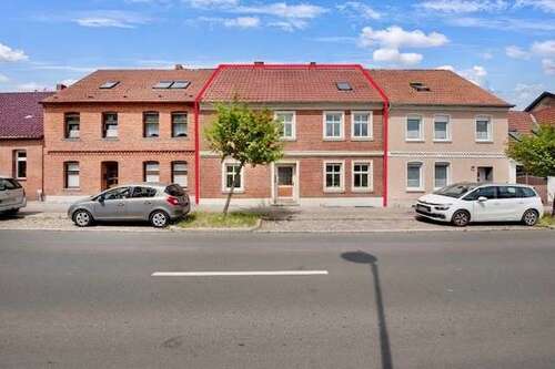 Foto - Haus zum Kaufen in Tangermünde 246.000,00 € 204 m²