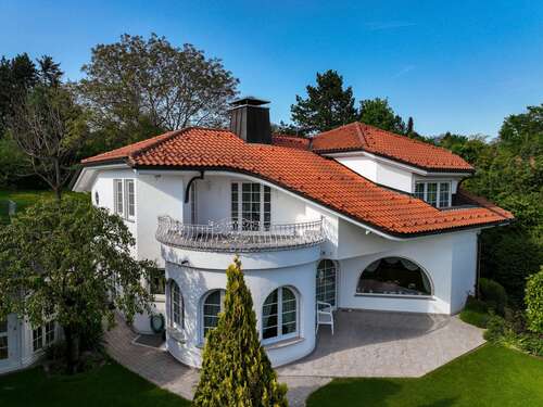 Foto - Haus zum Kaufen in Bietigheim-Bissingen 2.300.000,00 € 306 m²