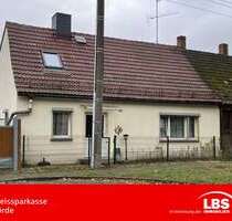 Haus zum Kaufen in Born 59.000,00 € 100 m²