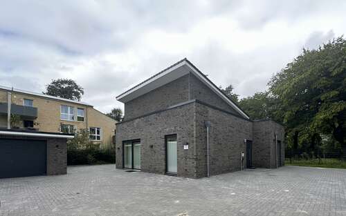 Foto - Haus zum Kaufen in Neumünster 595.000,00 € 224 m²