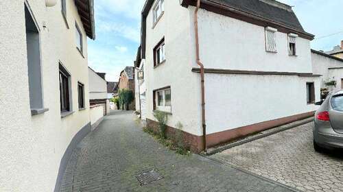 Foto - Haus zum Kaufen in Rheinbrohl 125.000,00 € 121 m²
