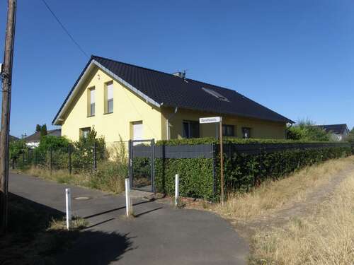 Foto - Haus zum Kaufen in Euskirchen 890.000,00 € 276 m²