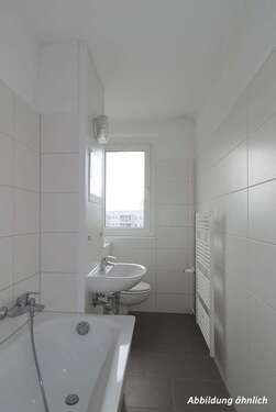 Foto - Wohnung zum Mieten in Halle (Saale) 426,56 € 71.69 m²