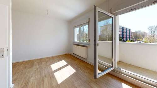 Foto - Wohnung zum Mieten in Halle 337,00 € 56.98 m²
