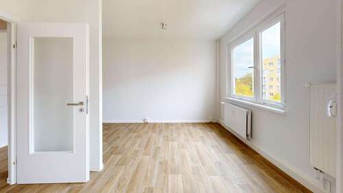 Foto - Wohnung zum Mieten in Halle 372,00 € 57.17 m²